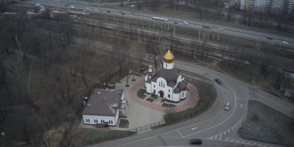 Совершено великое освящение храма святителя Димитрия Ростовского на Рязанке