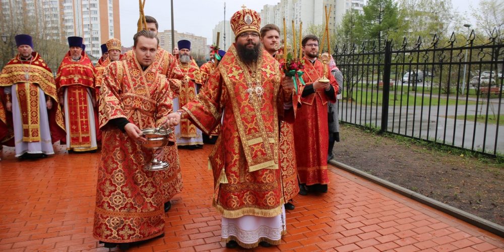 Архиепископ Матфей совершил Божественную литургию вместе с настоятелями храмов Юго-Восточного викариатства