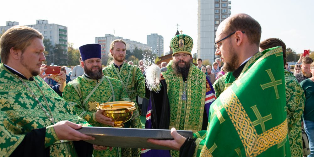 Архиепископ Егорьевский Матфей заложил новый храм преподобного Паисия Святогорца в Выхине