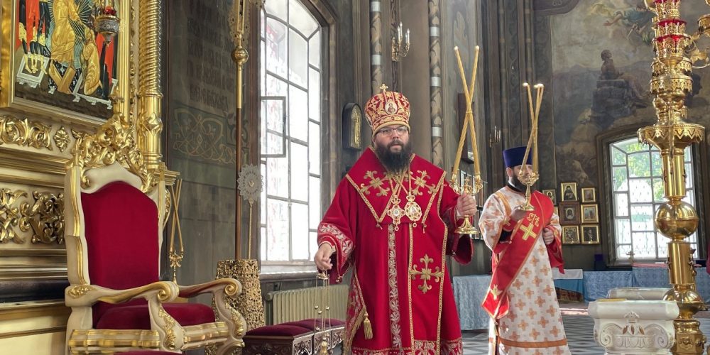 Архиепископ Егорьевский Матфей возглавил богослужение в Николо-Перервинском монастыре в день престольного праздника обители