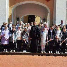Учащиеся четвертого класса школы № 1460 посетили с экскурсией храм Сретения Господня в Жулебине