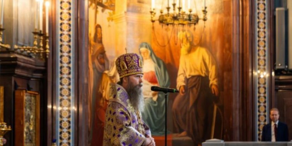 В Великий четверг епископ Павлово-Посадский Силуан сослужил Святейшему Патриарху Кириллу за Божественной литургией в Храме Христа Спасителя