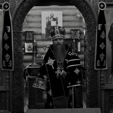 В среду Страстной седмицы епископ Павлово-Посадский Силуан совершил Литургию Преждеосвященных Даров в храме преподобного Саввы Освященного в Люблине