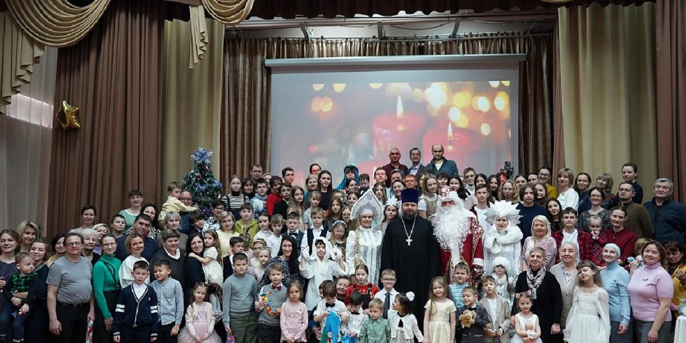 Рождественский праздник в воскресной школе храма святого праведного Симеона Верхотурского в Марьине