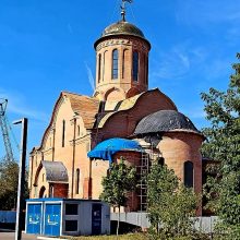 Строящийся храм святого апостола Андрея Первозванного в Люблине увенчался крестами