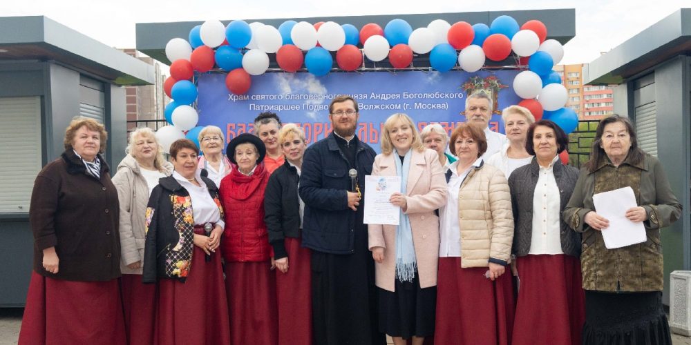 В храме Андрея Боголюбского на Волжском прошла благотворительная ярмарка