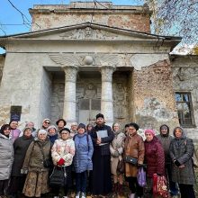 Экскурсия по храму Влахернской иконы Божией Матери и территории усадьбы князей Голицыных в рамках «Московского долголетия»