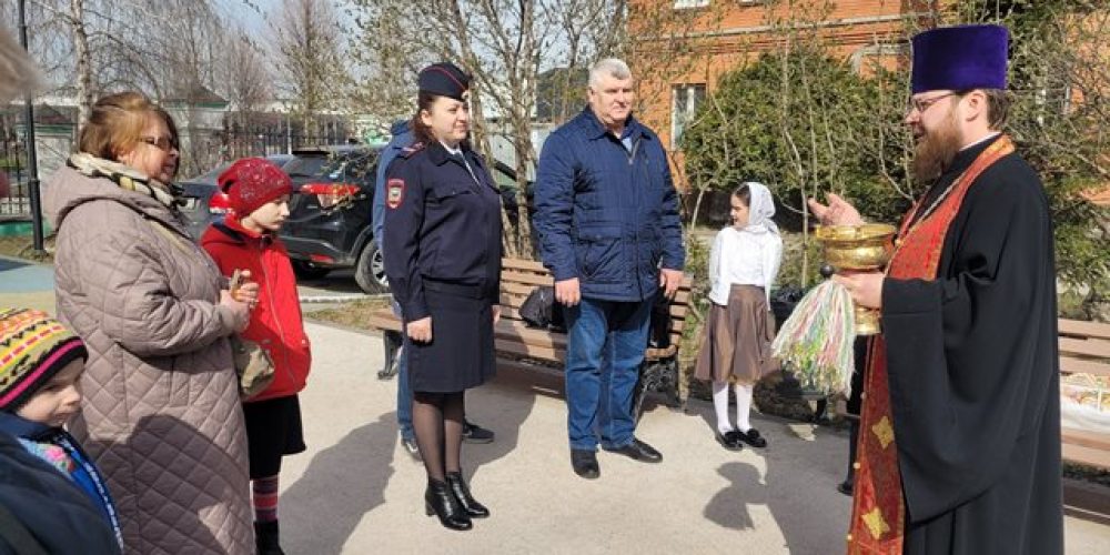 В храме Живоначальной Троицы в Карачарове прошла встреча с детьми из семей, находящихся в трудной жизненной ситуации