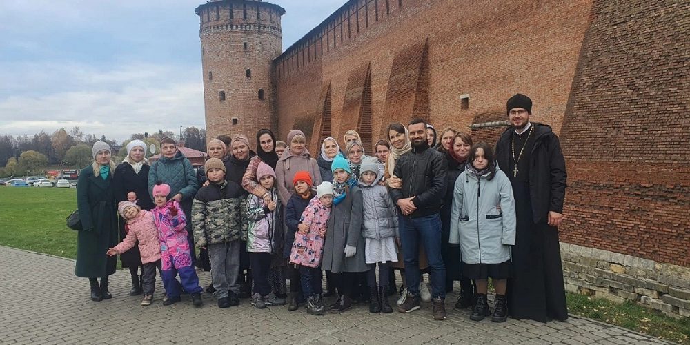 Паломничество в Коломну учеников воскресной школы храма иконы Божией Матери «Утоли моя печали» в Марьине