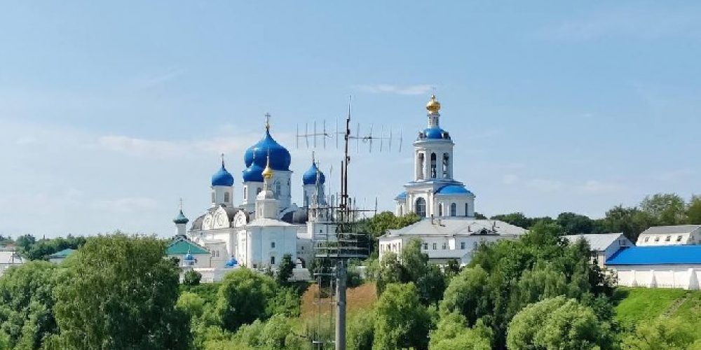 Прихожане храма Живоначальной Троицы в Карачарове совершили паломническую поездку во Владимирскую область